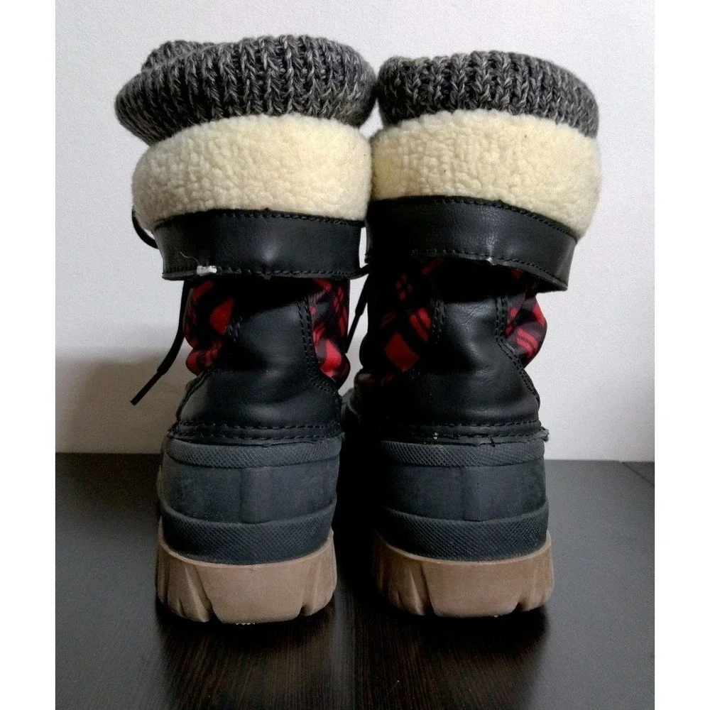 Women's Cougar Creek Lace Up Waterproof Faux Fur Lined Winter Boots- Size 7